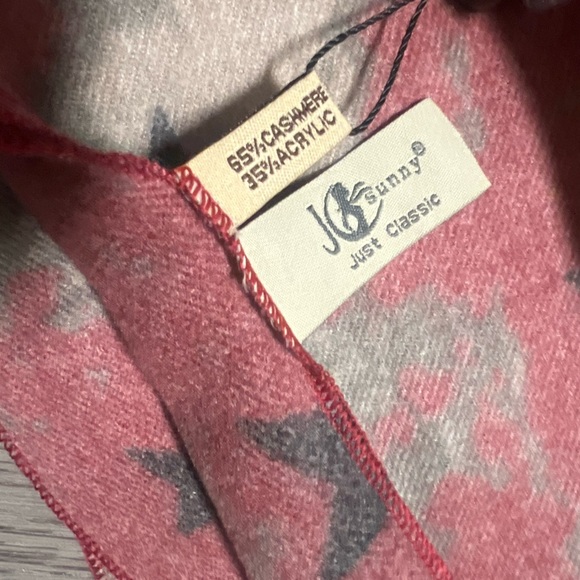 JC Sunny Cashmere Acrylic Blend Ruana Shawl Wrap Scarf Pink Stars - Picture 4 of 5